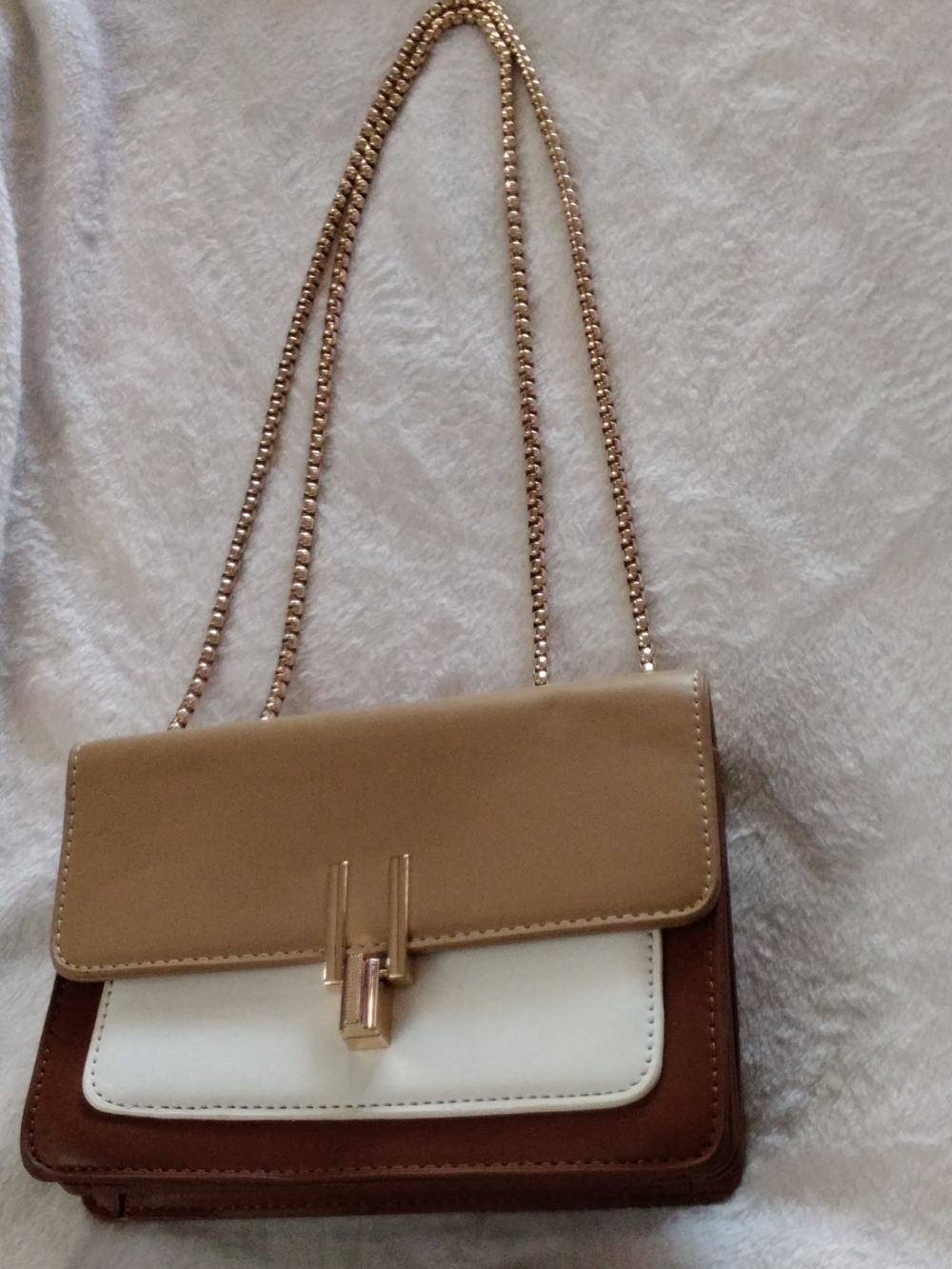 Stylish Tricolor Crossbody Bag in Beige, White & Brown